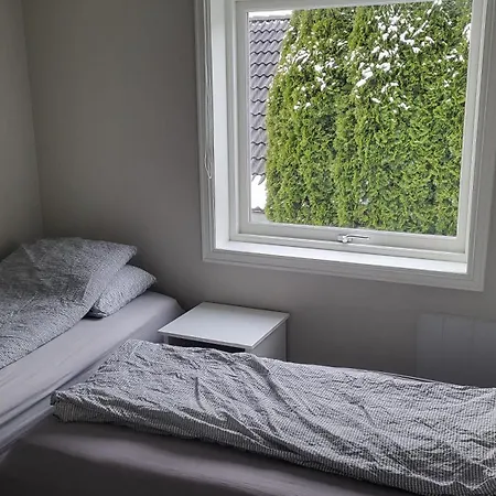 With 3 Bedrooms And 7 Guests 아파트